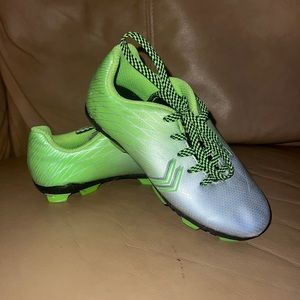 Soccer cleats